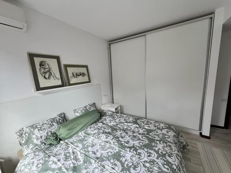 Kazanlak Large Guest House Apartment Near The Center With Full Kitchen & Dining Room, King Beds, Garden Patio, Free Parking & Self Check-In Buitenkant foto