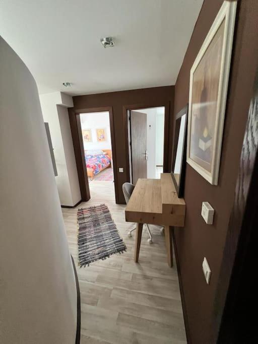 Kazanlak Large Guest House Apartment Near The Center With Full Kitchen & Dining Room, King Beds, Garden Patio, Free Parking & Self Check-In Buitenkant foto