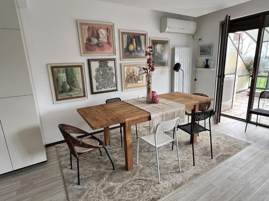 Kazanlak Large Guest House Apartment Near The Center With Full Kitchen & Dining Room, King Beds, Garden Patio, Free Parking & Self Check-In Buitenkant foto